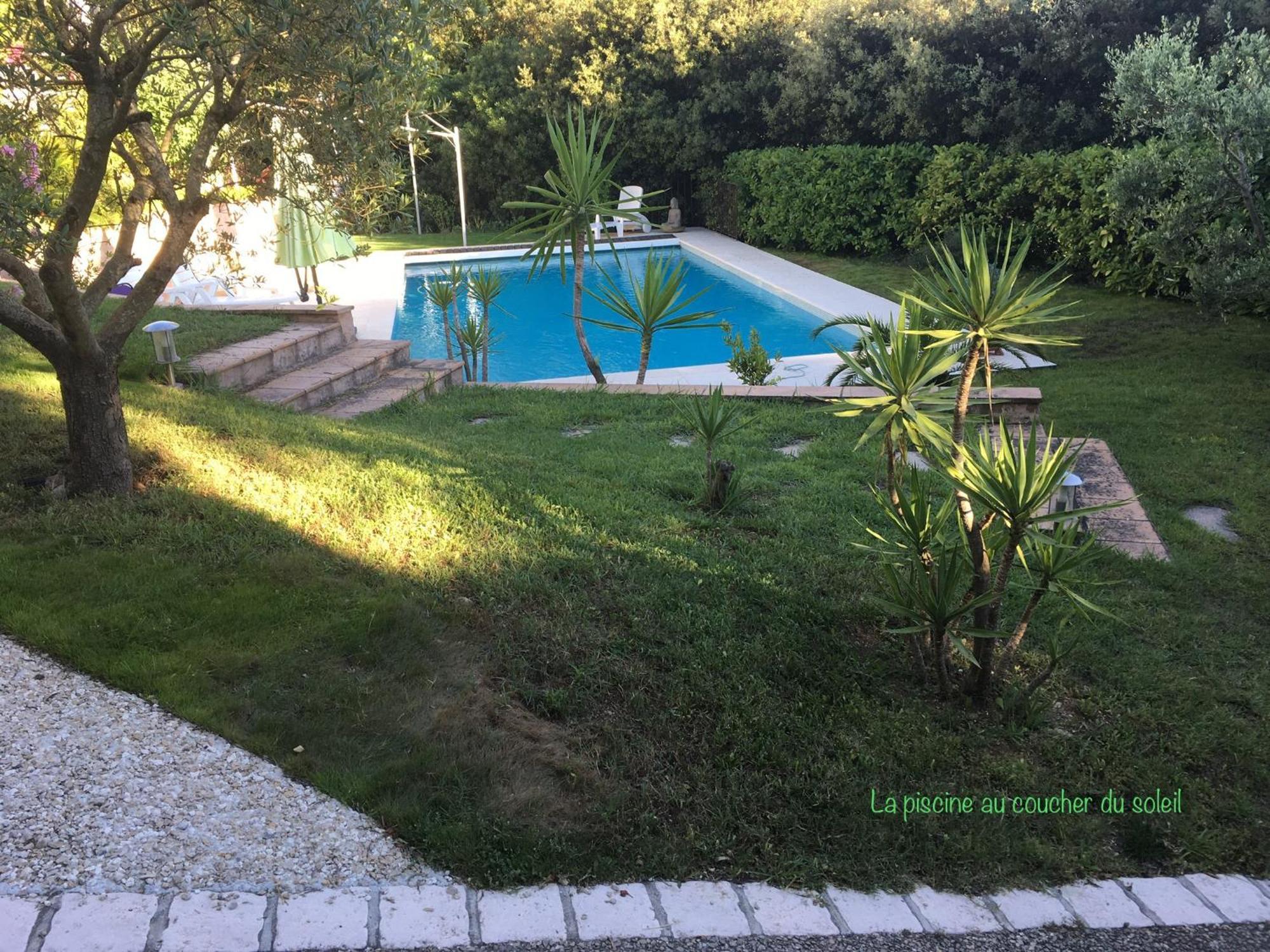 Studio Chez Charles Et Marie, Independant De La Maison, Acces Piscine, Tres Calme, Roquefort-les-Pins Zewnętrze zdjęcie